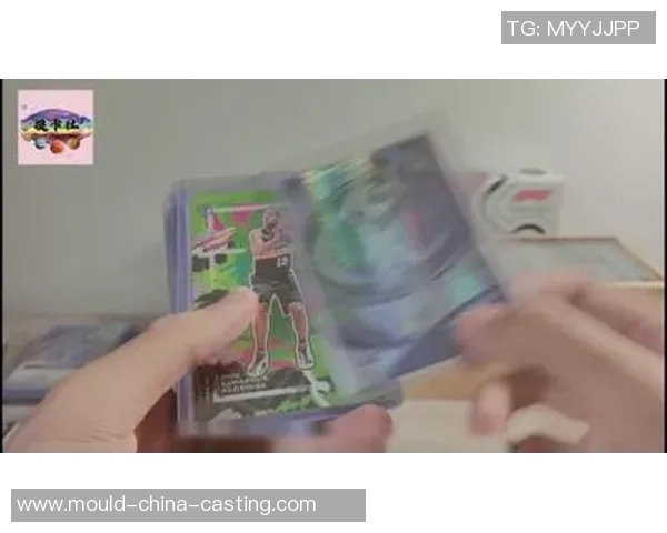 足球球星球衣卡如何拆开才能最大化获得稀有卡片与幸运收藏技巧分析